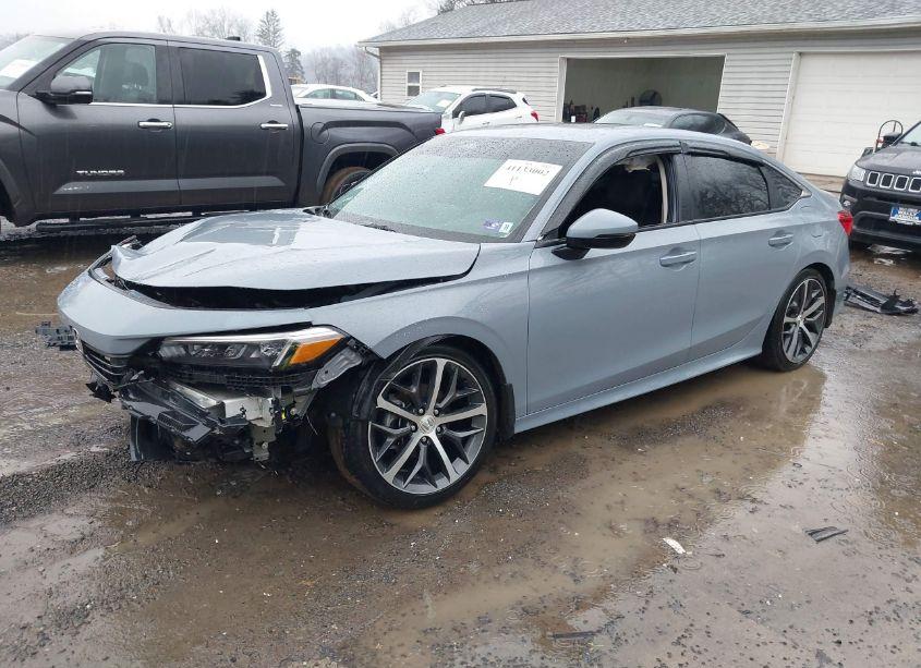 Photo 2 of 2024 Honda Civic TOURING (VIN 2HGFE1F90RH314717)