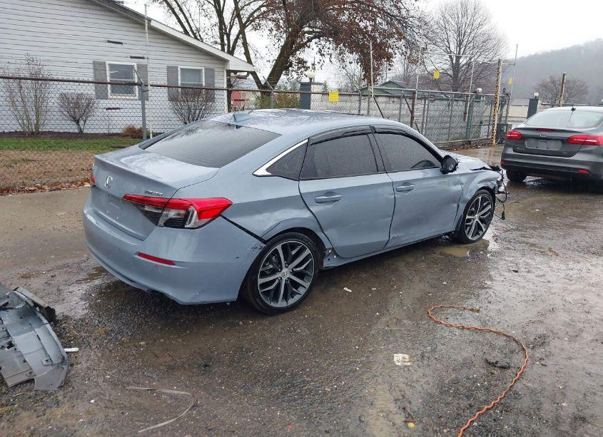 Photo 4 of 2024 Honda Civic TOURING (VIN 2HGFE1F90RH314717)