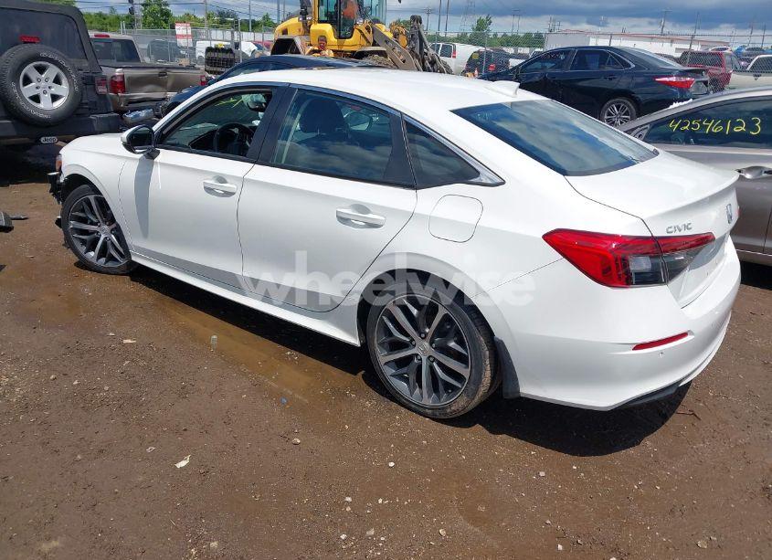 Photo 3 of 2024 Honda Civic TOURING (VIN 2HGFE1F90RH324471)