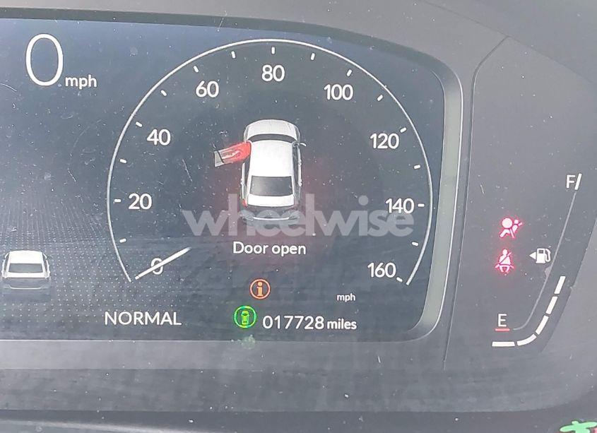 Photo 7 of 2024 Honda Civic TOURING (VIN 2HGFE1F90RH324471)