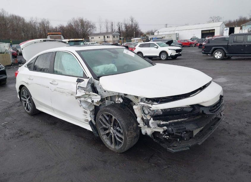 2024 Honda Civic TOURING (VIN 2HGFE1F90RH326415) main photo