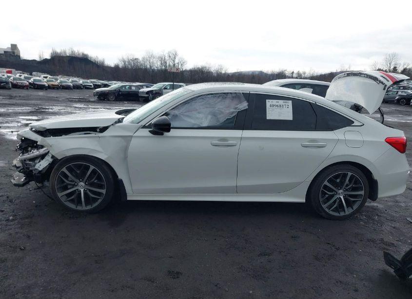 Photo 14 of 2024 Honda Civic TOURING (VIN 2HGFE1F90RH326415)