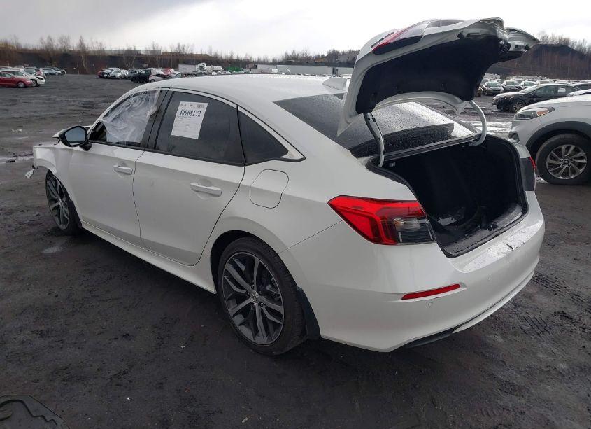 Photo 3 of 2024 Honda Civic TOURING (VIN 2HGFE1F90RH326415)