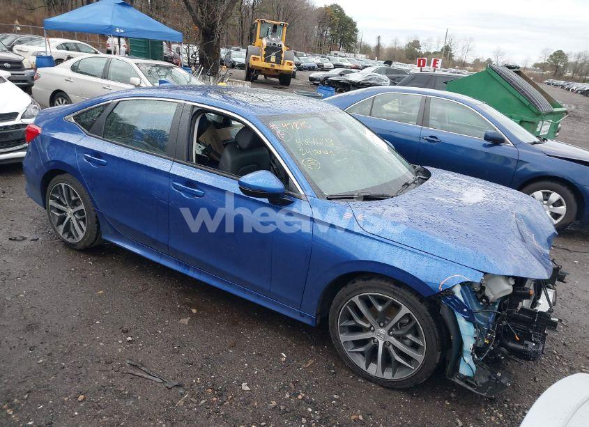 2024 Honda Civic TOURING (VIN 2HGFE1F90RH336099) main photo