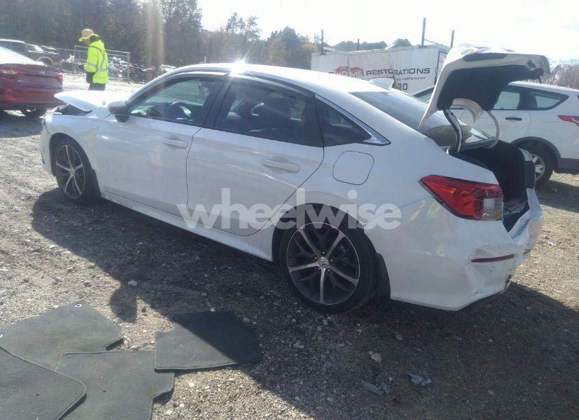 Photo 3 of 2023 Honda Civic TOURING (VIN 2HGFE1F91PH317817)