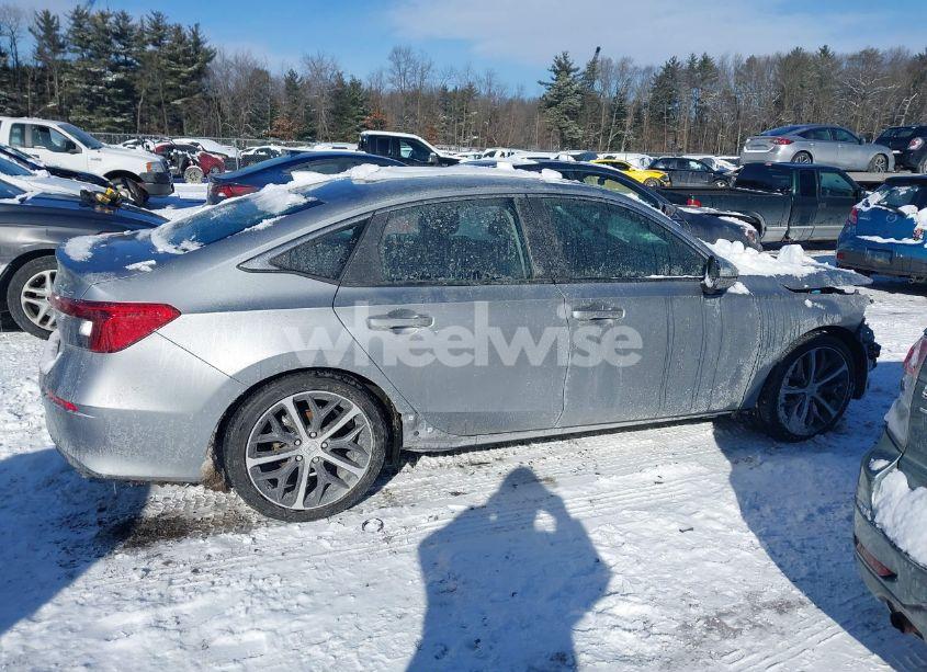 Photo 13 of 2023 Honda Civic TOURING (VIN 2HGFE1F91PH318580)