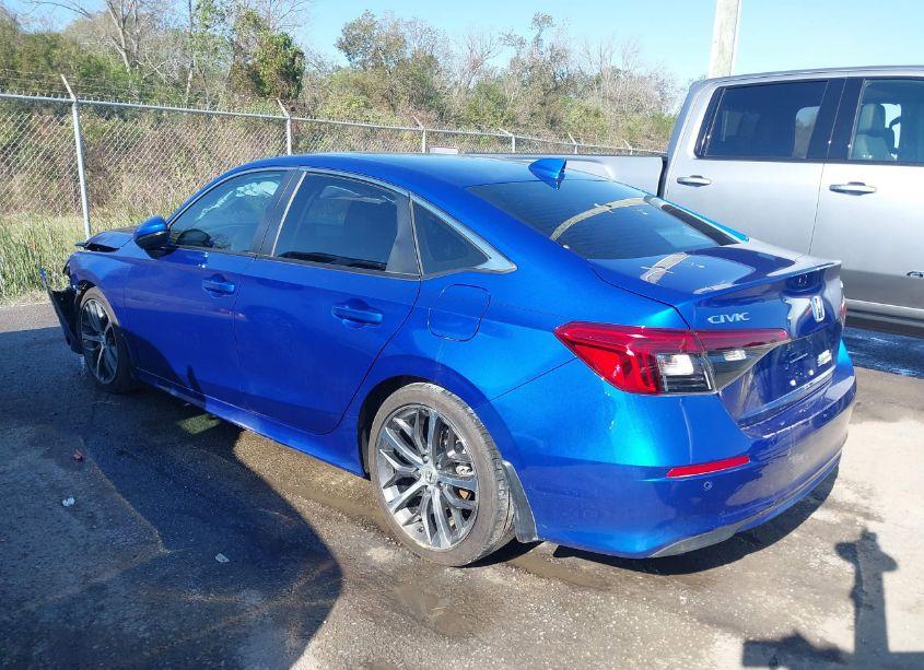 Photo 3 of 2023 Honda Civic TOURING (VIN 2HGFE1F91PH319924)