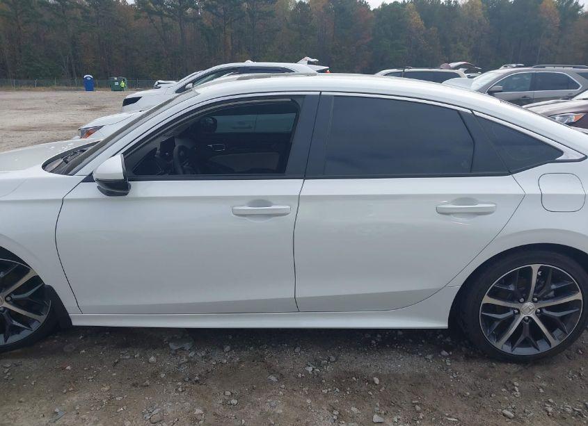 Photo 14 of 2024 Honda Civic TOURING (VIN 2HGFE1F91RH307209)