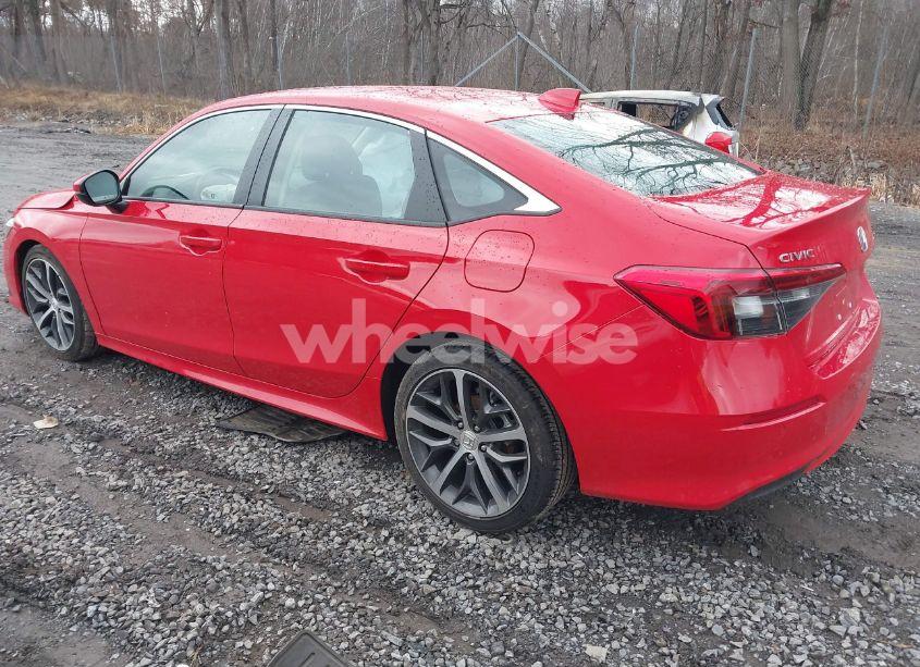 Photo 3 of 2024 Honda Civic TOURING (VIN 2HGFE1F91RH326214)