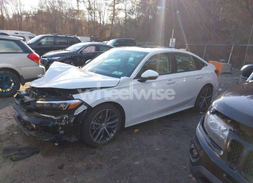 Photo 14 of 2024 Honda Civic TOURING (VIN 2HGFE1F91RH327413)