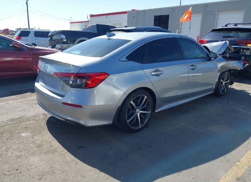 Photo 4 of 2022 Honda Civic TOURING (VIN 2HGFE1F92NH300957)