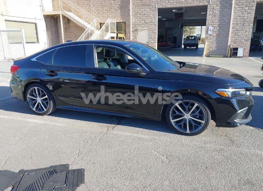 Photo 13 of 2024 Honda Civic TOURING (VIN 2HGFE1F92RH300138)