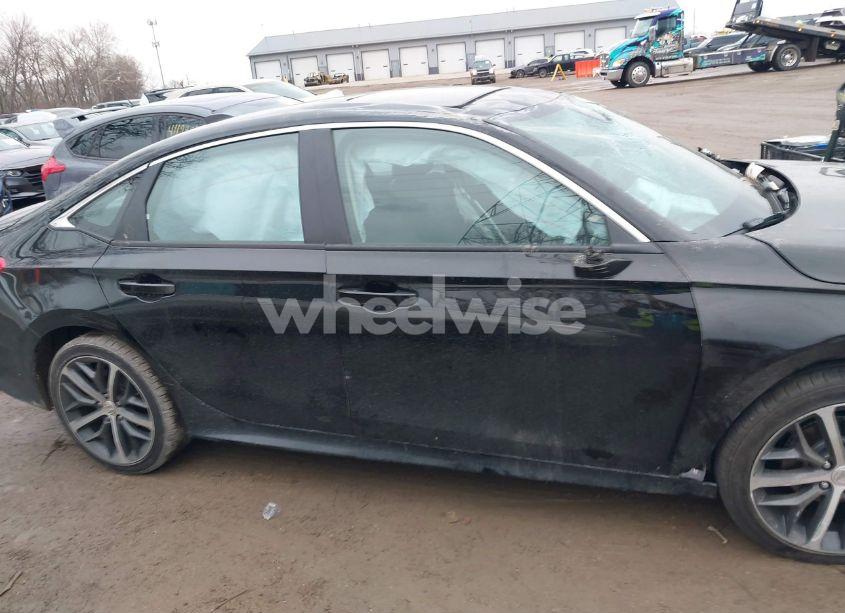 Photo 13 of 2024 Honda Civic TOURING (VIN 2HGFE1F92RH337092)