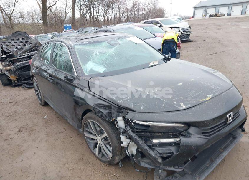 Photo 6 of 2024 Honda Civic TOURING (VIN 2HGFE1F92RH337092)