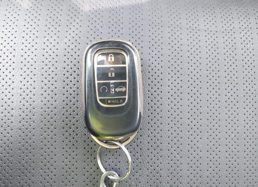 Photo 11 of 2022 Honda Civic TOURING (VIN 2HGFE1F93NH300787)