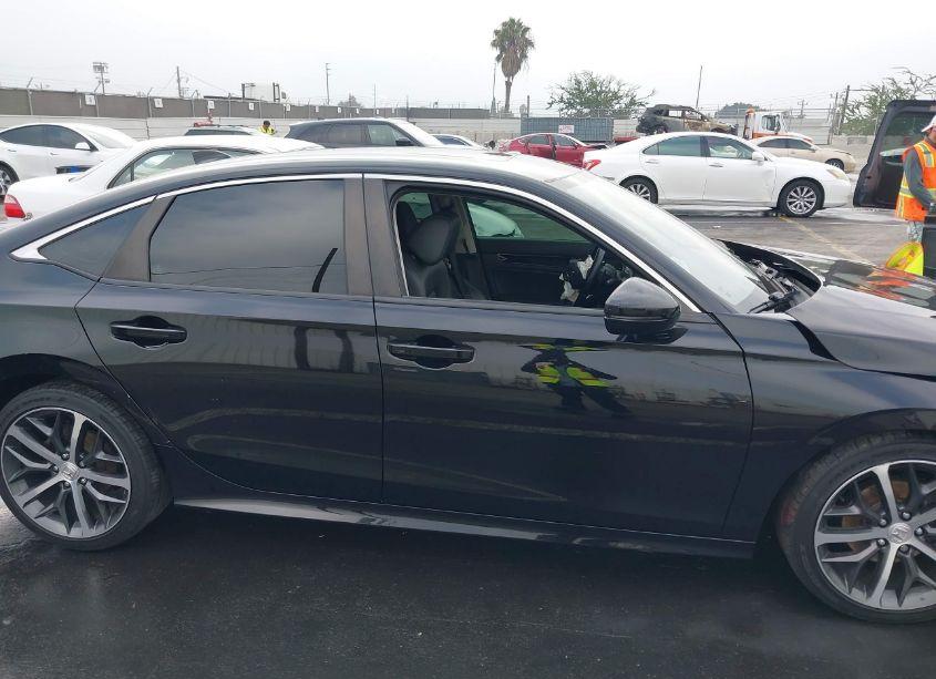 Photo 13 of 2022 Honda Civic TOURING (VIN 2HGFE1F93NH300787)