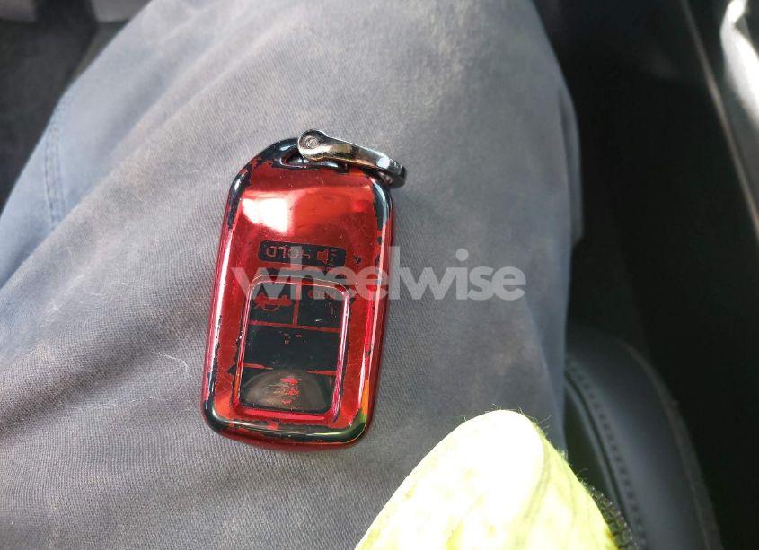 Photo 11 of 2022 Honda Civic TOURING (VIN 2HGFE1F93NH317542)