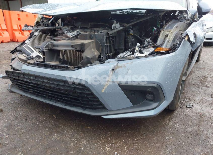 Photo 6 of 2022 Honda Civic TOURING (VIN 2HGFE1F93NH317542)