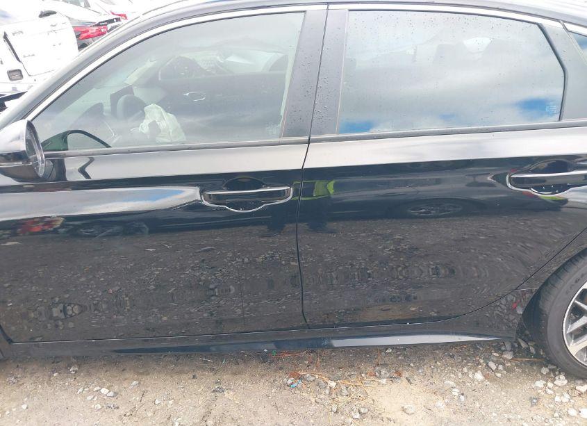 Photo 13 of 2024 Honda Civic TOURING (VIN 2HGFE1F93RH315652)