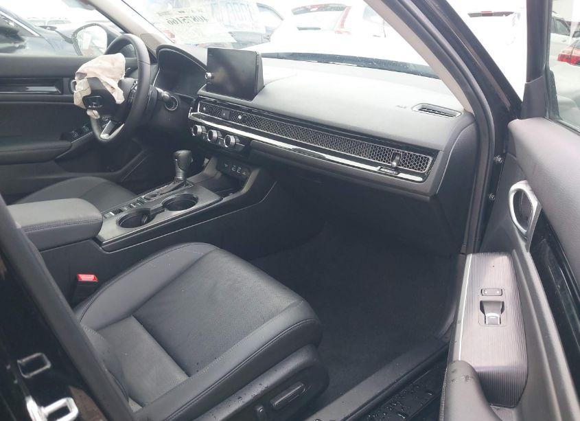 Photo 5 of 2024 Honda Civic TOURING (VIN 2HGFE1F93RH315652)