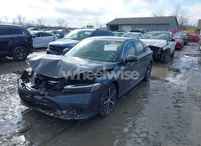 Photo 2 of 2024 Honda Civic TOURING (VIN 2HGFE1F93RH340101)