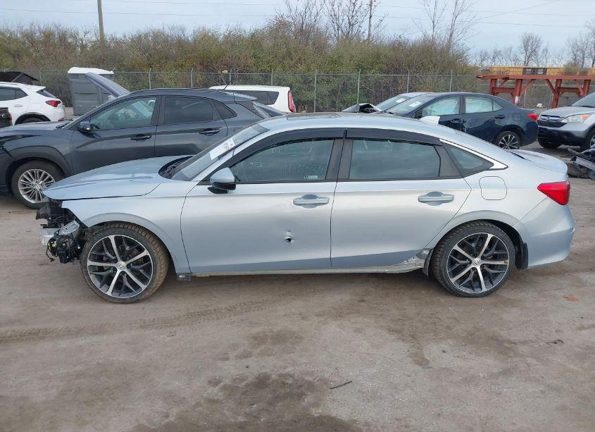 Photo 15 of 2022 Honda Civic TOURING (VIN 2HGFE1F94NH300636)