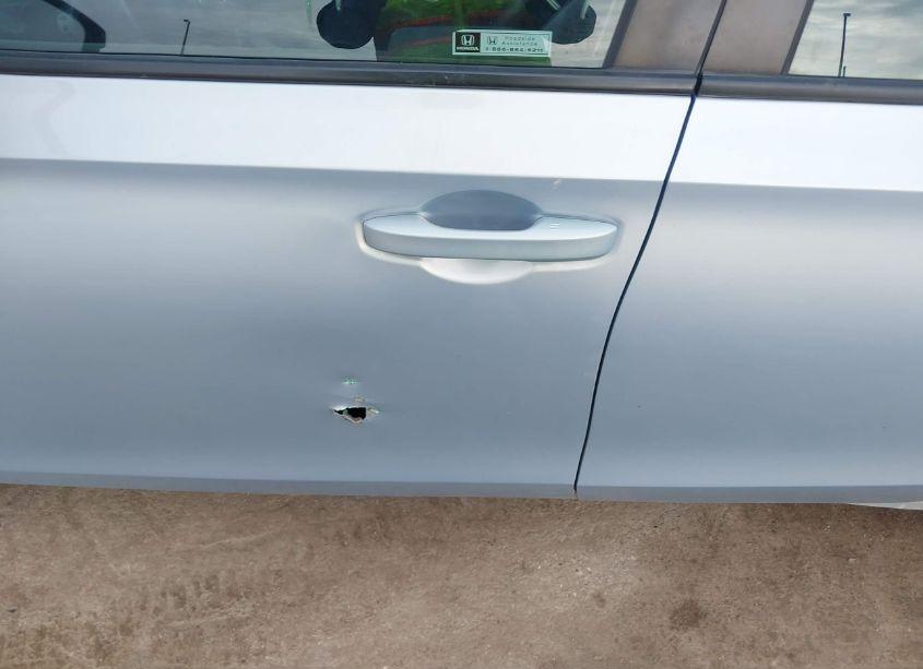 Photo 18 of 2022 Honda Civic TOURING (VIN 2HGFE1F94NH300636)