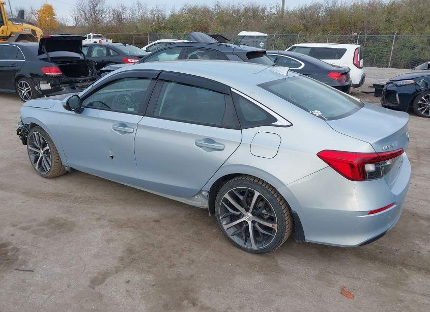 Photo 3 of 2022 Honda Civic TOURING (VIN 2HGFE1F94NH300636)