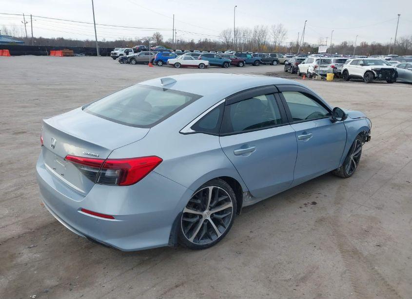 Photo 4 of 2022 Honda Civic TOURING (VIN 2HGFE1F94NH300636)