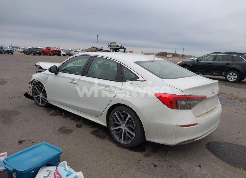 Photo 3 of 2024 Honda Civic TOURING (VIN 2HGFE1F94RH306104)