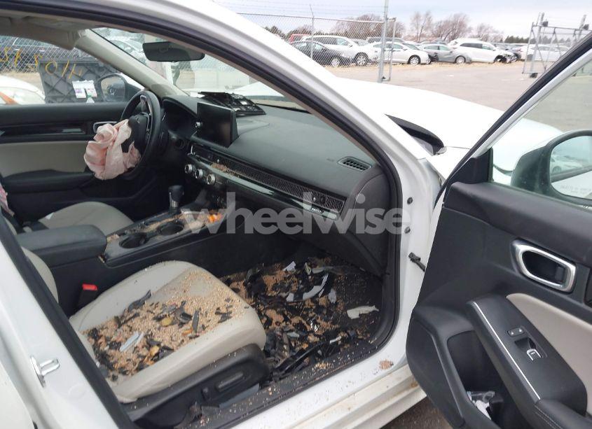 Photo 5 of 2024 Honda Civic TOURING (VIN 2HGFE1F94RH306104)