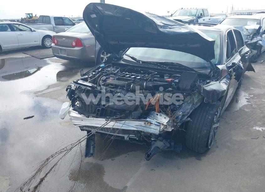 Photo 6 of 2024 Honda Civic TOURING (VIN 2HGFE1F94RH317085)