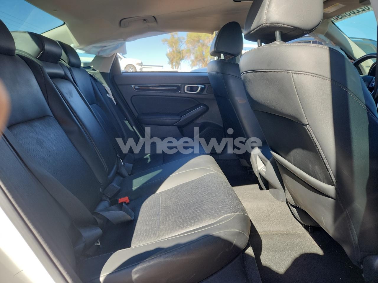 Photo 10 of 2024 HONDA CIVIC TOURING (VIN 2HGFE1F95RH300425)