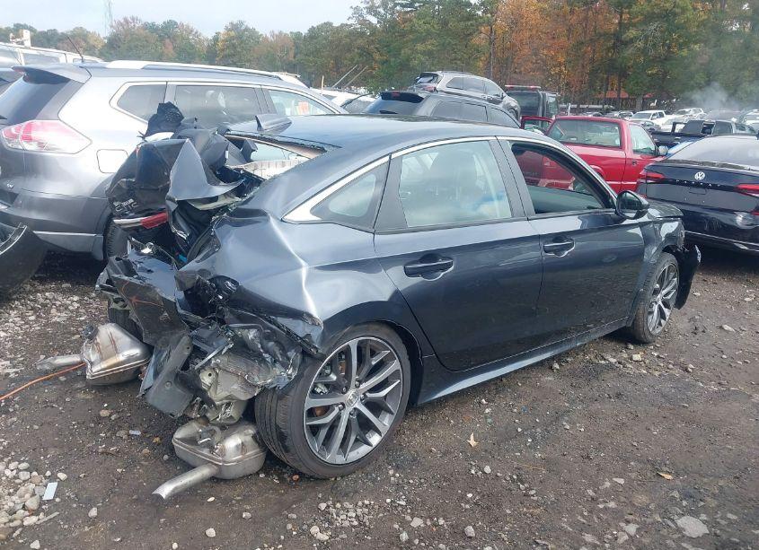 Photo 4 of 2024 Honda Civic TOURING (VIN 2HGFE1F95RH303275)