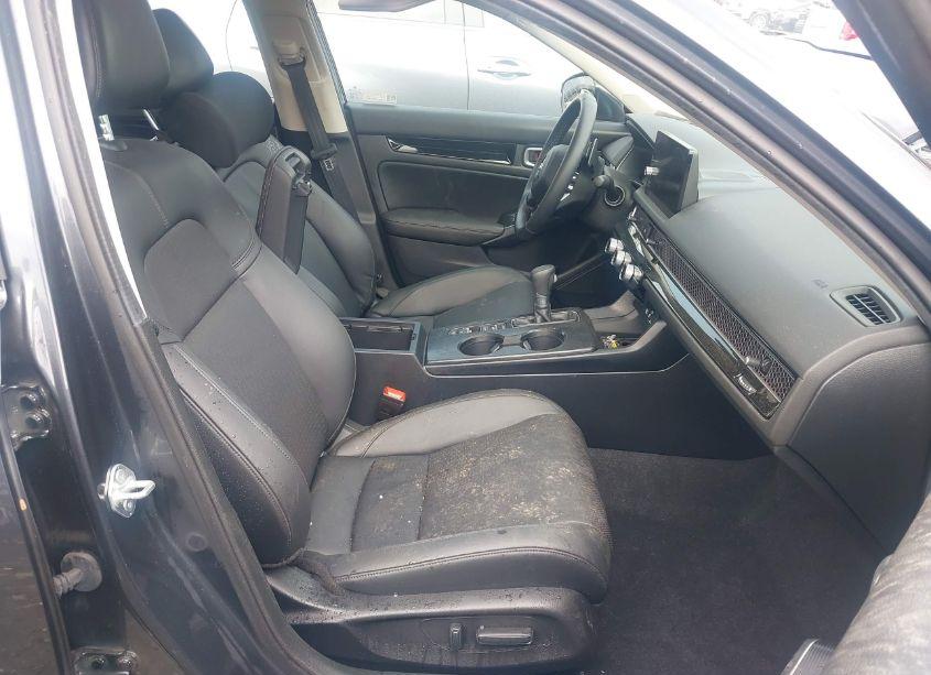 Photo 5 of 2024 Honda Civic TOURING (VIN 2HGFE1F95RH303275)