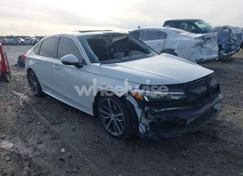 2024 Honda Civic TOURING (VIN 2HGFE1F95RH317726) main photo