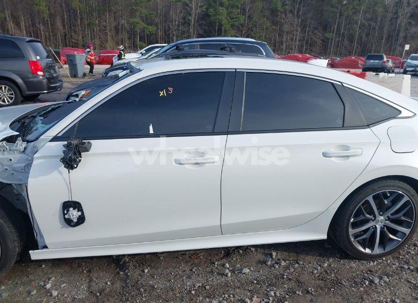 Photo 14 of 2024 Honda Civic TOURING (VIN 2HGFE1F95RH317726)