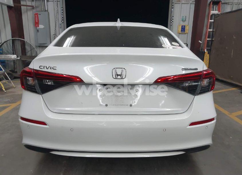 Photo 16 of 2022 Honda Civic TOURING (VIN 2HGFE1F96NH302825)