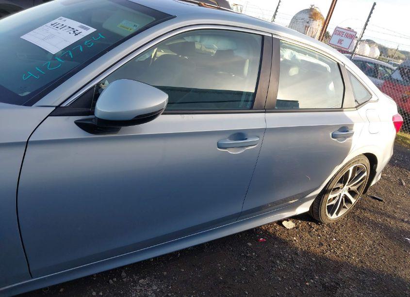 Photo 15 of 2022 Honda Civic TOURING (VIN 2HGFE1F97NH306544)