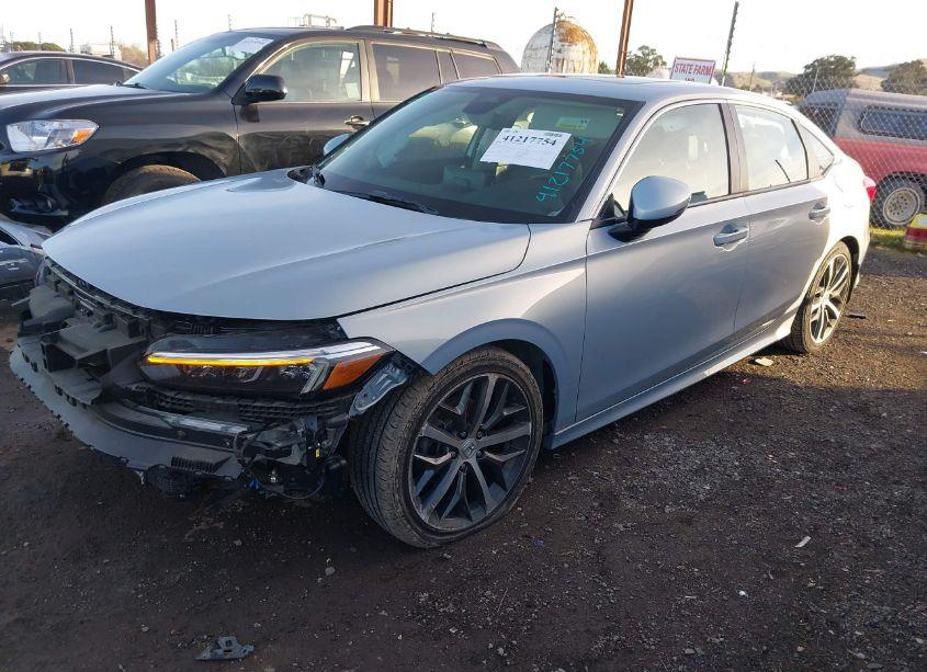 Photo 2 of 2022 Honda Civic TOURING (VIN 2HGFE1F97NH306544)