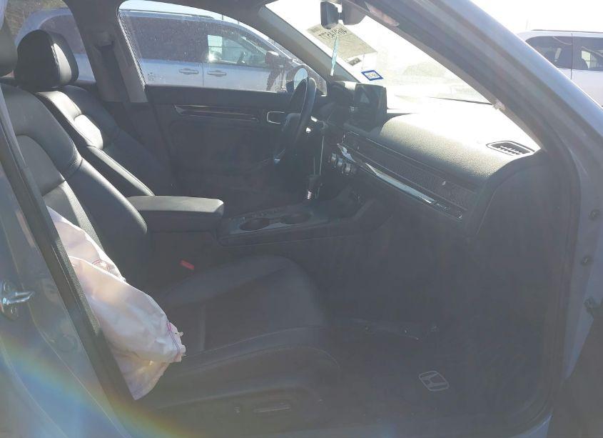 Photo 5 of 2022 Honda Civic TOURING (VIN 2HGFE1F97NH311582)