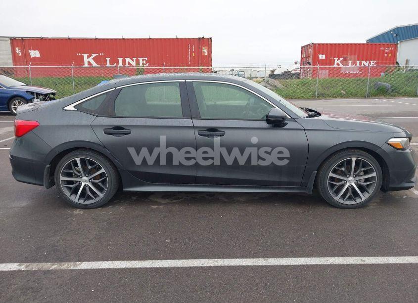 Photo 13 of 2022 Honda Civic TOURING (VIN 2HGFE1F97NH319651)