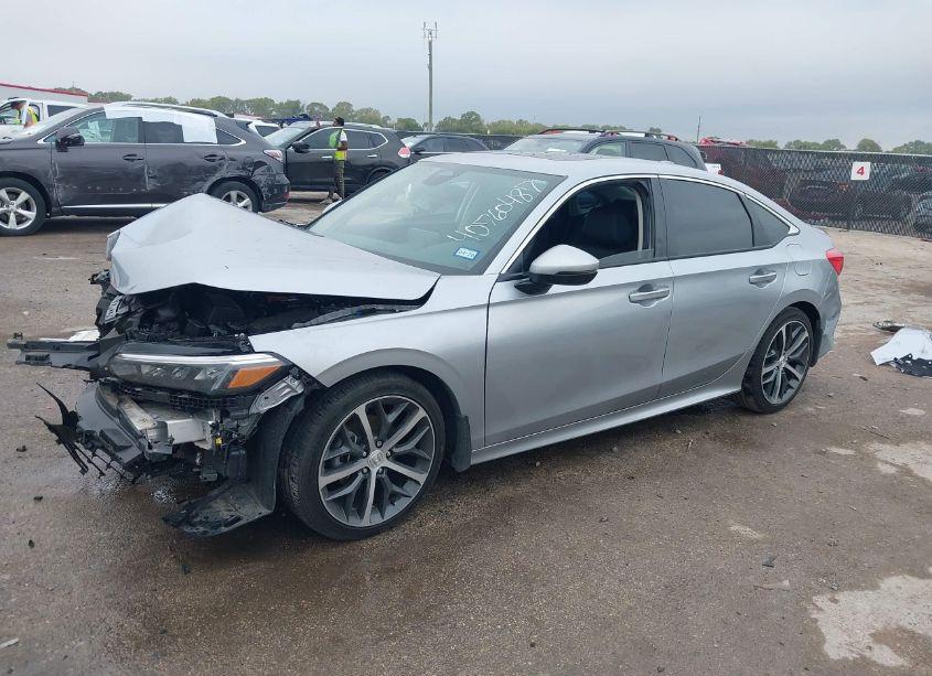 Photo 2 of 2024 Honda Civic TOURING (VIN 2HGFE1F97RH321924)