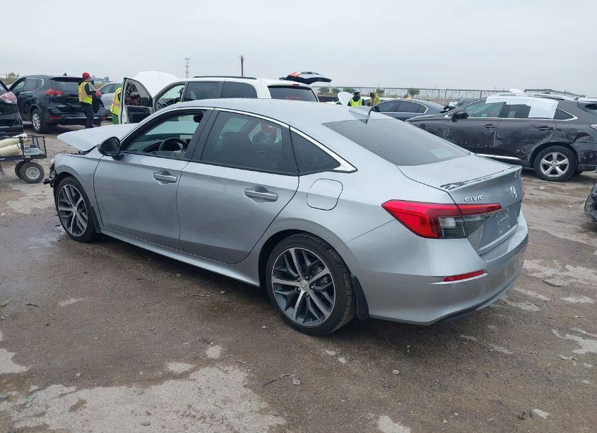 Photo 3 of 2024 Honda Civic TOURING (VIN 2HGFE1F97RH321924)