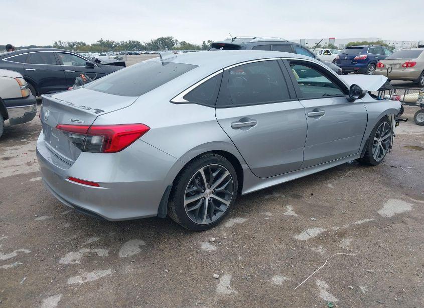 Photo 4 of 2024 Honda Civic TOURING (VIN 2HGFE1F97RH321924)