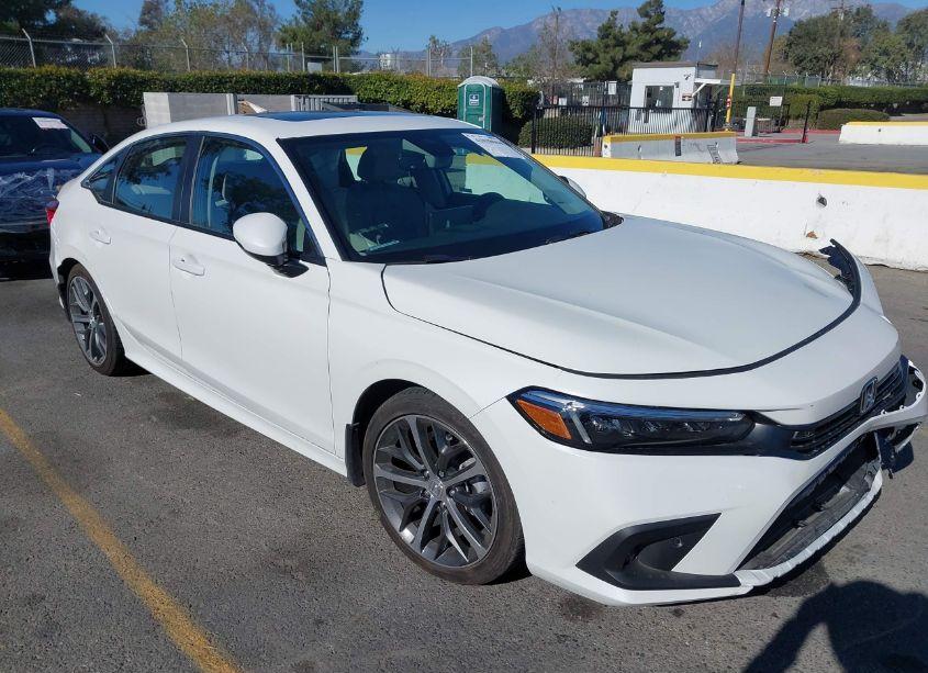 2024 Honda Civic TOURING (VIN 2HGFE1F97RH324189) main photo