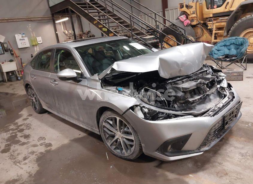 2024 Honda Civic TOURING (VIN 2HGFE1F97RH329599) main photo