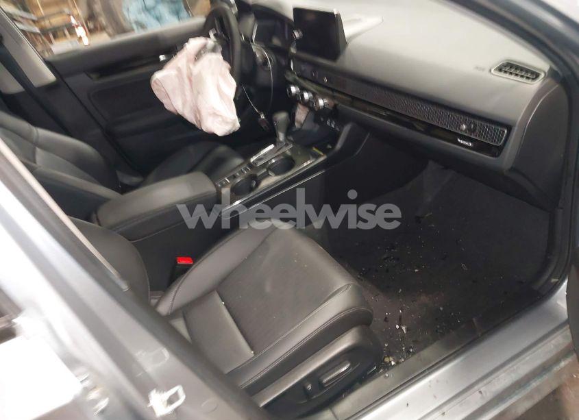 Photo 5 of 2024 Honda Civic TOURING (VIN 2HGFE1F97RH329599)