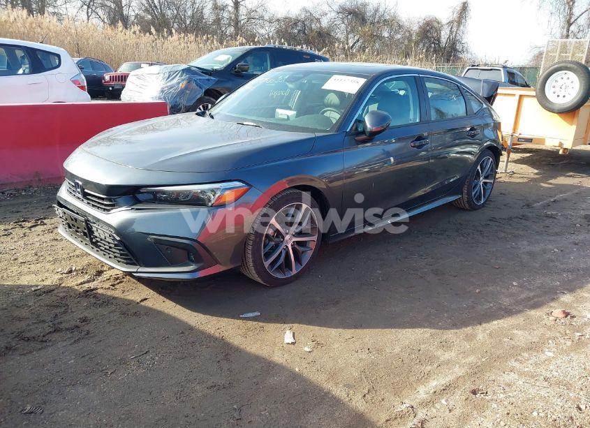 Photo 2 of 2024 Honda Civic TOURING (VIN 2HGFE1F97RH337900)