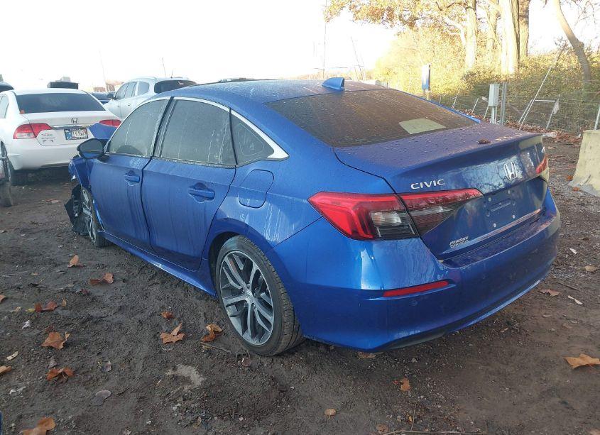 Photo 3 of 2024 Honda Civic TOURING (VIN 2HGFE1F97RH340666)